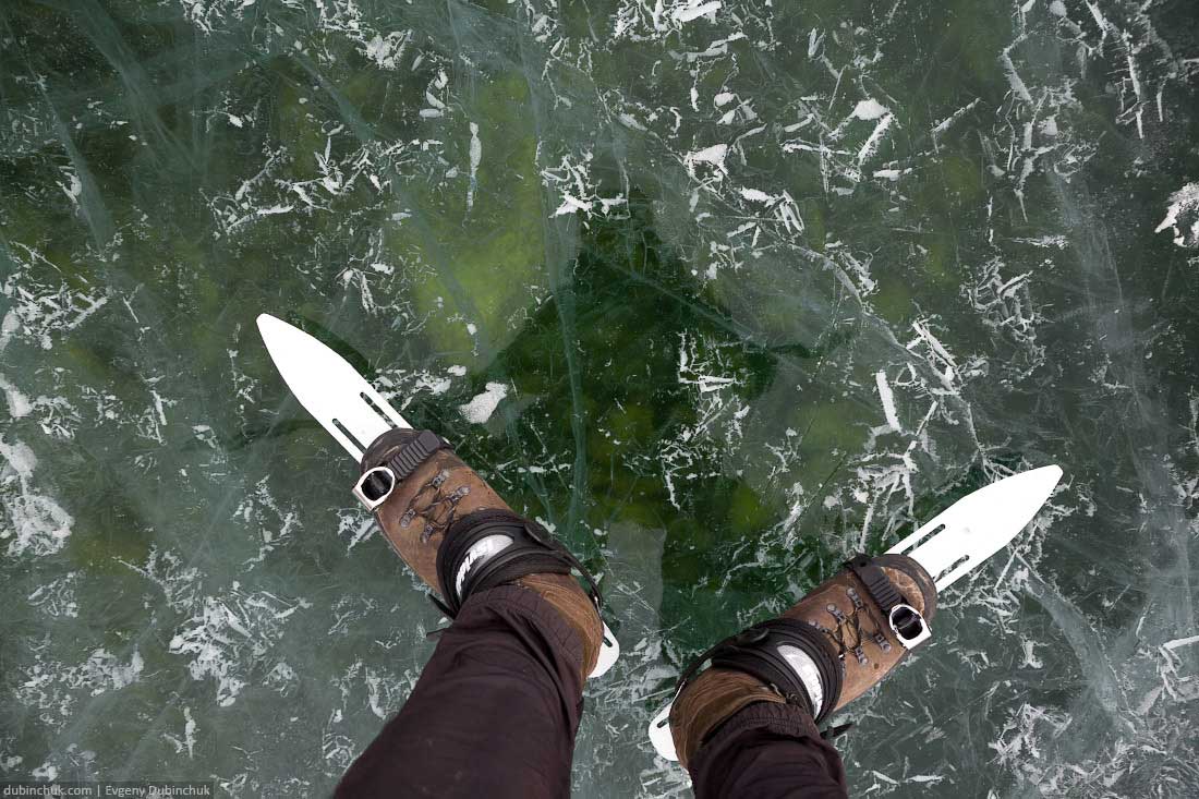 Поход по Байкалу на коньках. Ice skating tour.