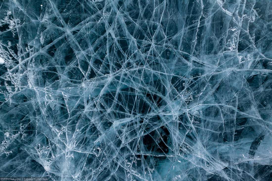 Поход по Байкалу на коньках. Ice skating tour.