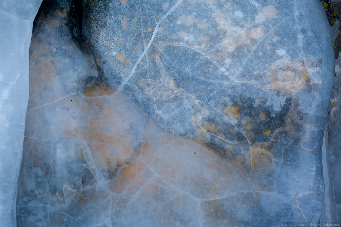 Поход по Байкалу на коньках. Ice skating tour.