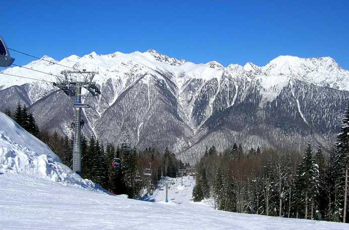 Курорты Красной Поляны предлагают скидки на ски-пассы, купленные заранее