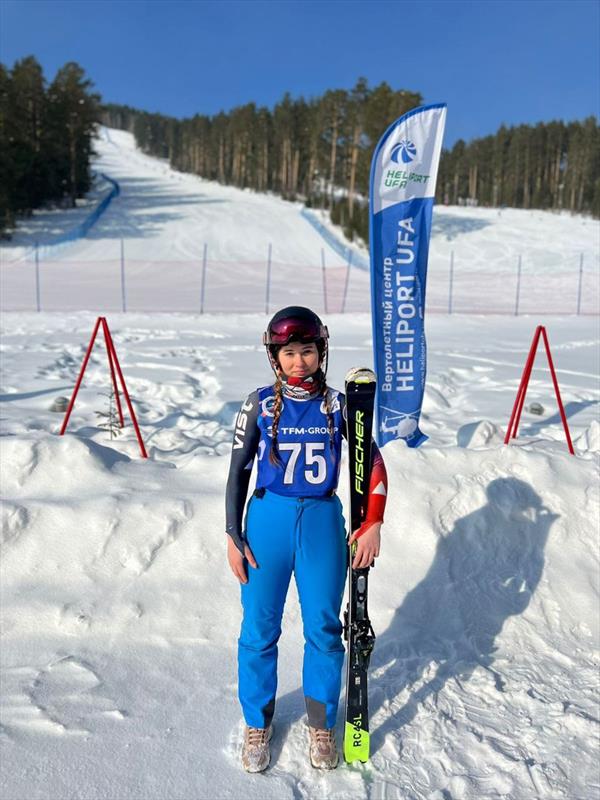 Амина Щедилова выиграла слалом на Первенстве России