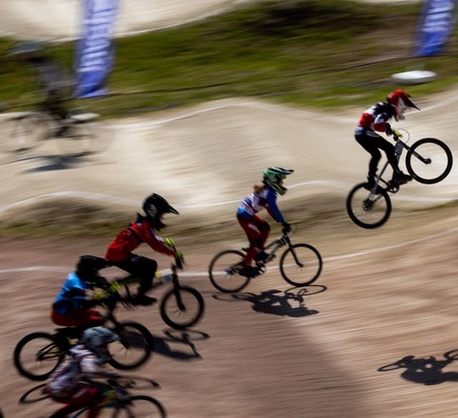 Наш скоростной и драйвовый BMX