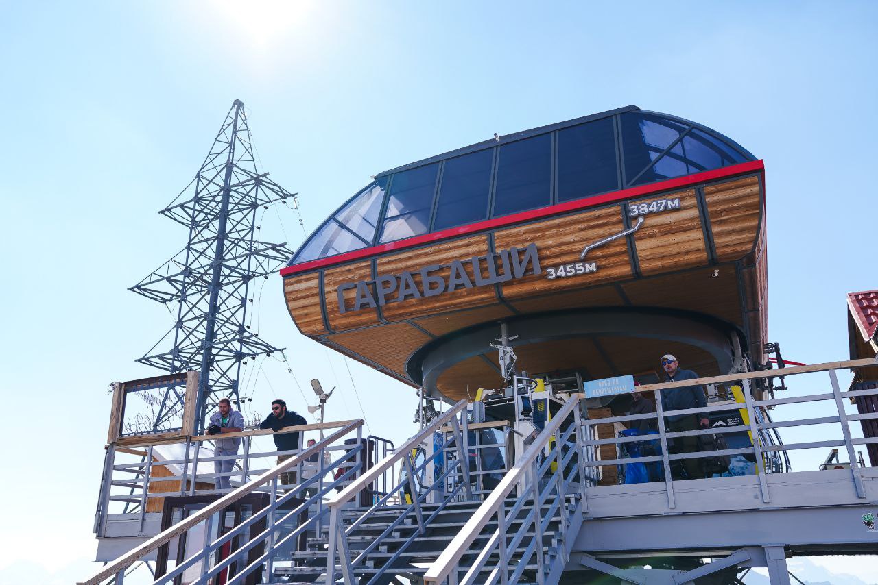 Курорт «Эльбрус» ввел QR-коды для подъема на канатных дорогах