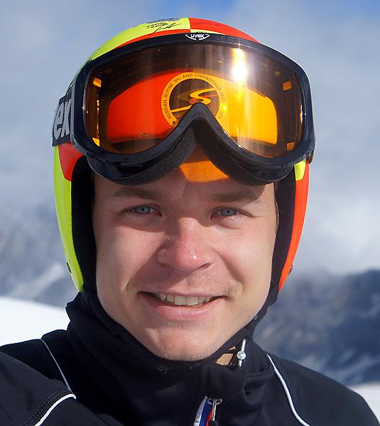 Степан Зуев - вновь в десятке лучших на соревнованиях горнолыжников в Новой Зеландии  