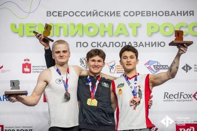 Петр Земляков и Екатерина Баращук - чемпионы России в лазании на скорость