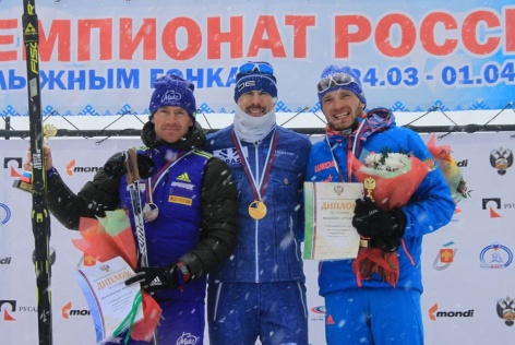 Устюгов победил в скиатлоне на чемпионате России, Вылегжанин – 2-й 
