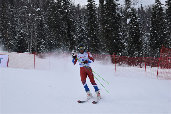 Сергей Майтаков выиграл FIS-гонку в гиганте в рамках чемпионата России по горнолыжному спорту в Таштаголе