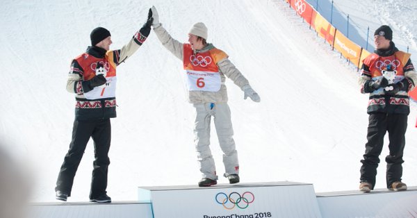 Американский сноубордист Джерард – олимпийский чемпион в слоуп-стайле; Влад Хадарин – 19-й