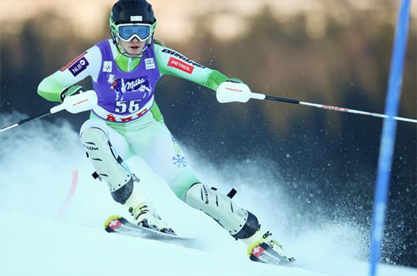 Ана Бучик выиграла слалом на этапе КЕ в Цинале, Ксения Алопина и Екатерина Ткаченко разделили 23-е место