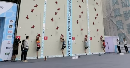 Иванова, Мельниченко и Земляков - в финале World Climbing Series