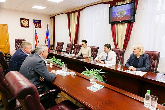 Леонид Мельников и Валерий Цыганов совершают рабочую поездку в Мурманскую область