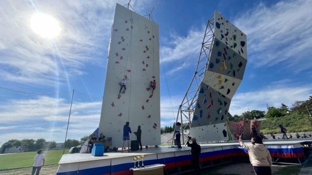 В Бахчисарае открыли комплекс скалодромов Чемпионата мира по скалолазанию 2021 года