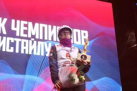 Кубок Чемпионов по фристайлу в зачете дисциплины лыжная акробатика прошел на Воробьевых горах