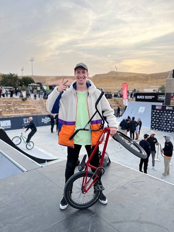 Ирек Ризаев - шестой на этапе Кубка мира по BMX-фристайлу