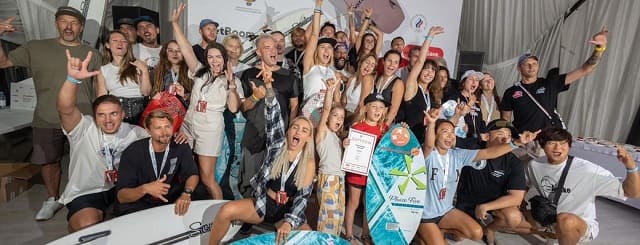Отборочный этап Чемпионата мира по вейксерфингу состоялся в Москве