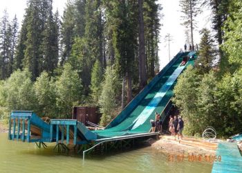 В «Горной Саланге» построен водный трамплин