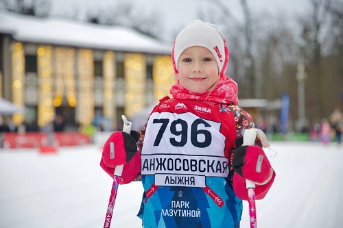 Предновогодняя "Манжосовская лыжная гонка" в Одинцове собрала 1500 участников