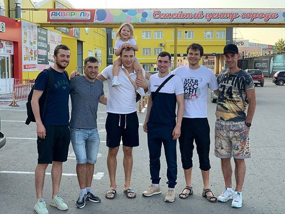 Логинов, Елисеев и Гараничев провели тренировку с Ретивых в Чайковском 