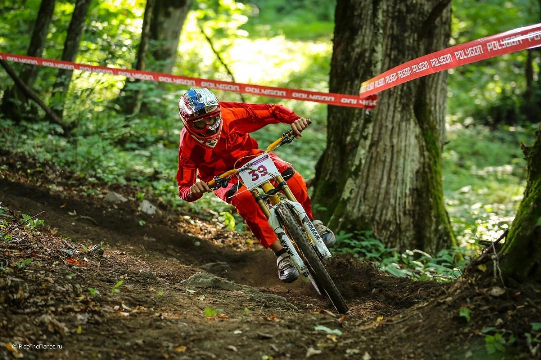 Второй этап серии гонок по скоростному спуску «Gorky DH Cup»