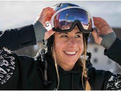 Вдохновленная успехом на сноуборде, Ледецка рада вернуться в горнолыжные соревнования после травмы