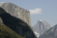 Двое американцев впервые покорили одну из самых отвесных скал без снаряжения Двое американцев впервые покорили одну из самых отвесных скал без снаряжения